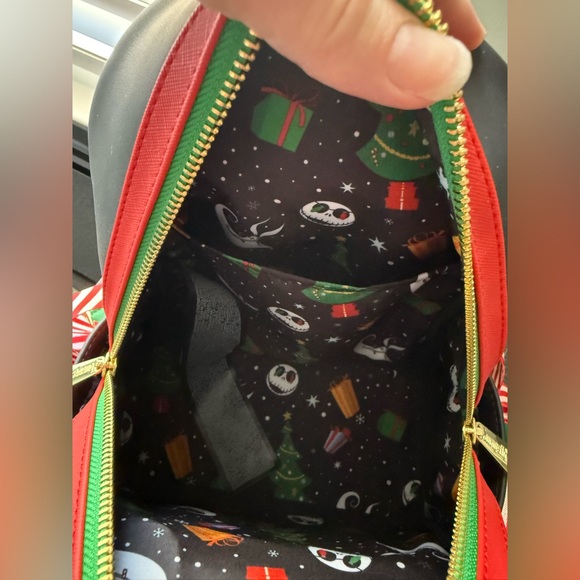 Jack Skellington Christmas Loungefly GITD - Picture 3 of 4